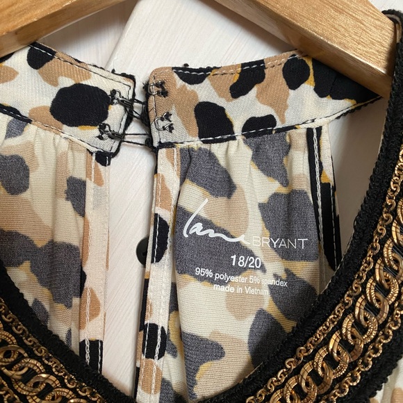 Lane Bryant Leopard Top choker neck sz. 18/20 - Picture 2 of 4